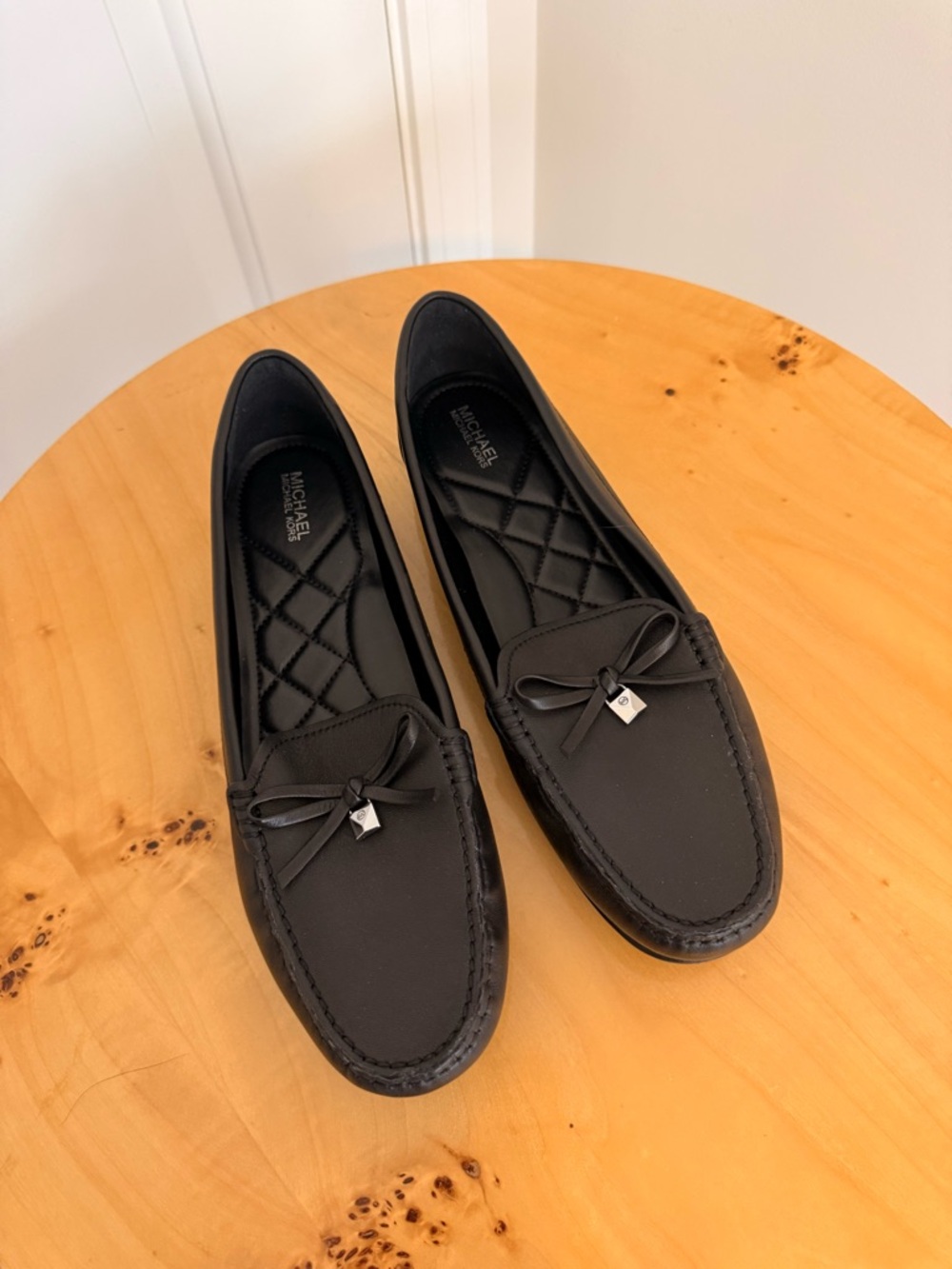 MICHAEL Michael Kors Men’s Black Bow-Accent Leather Loafers